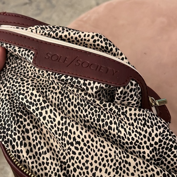 Sole Society suede and vegan leather fold over clutch - Picture 5 of 6